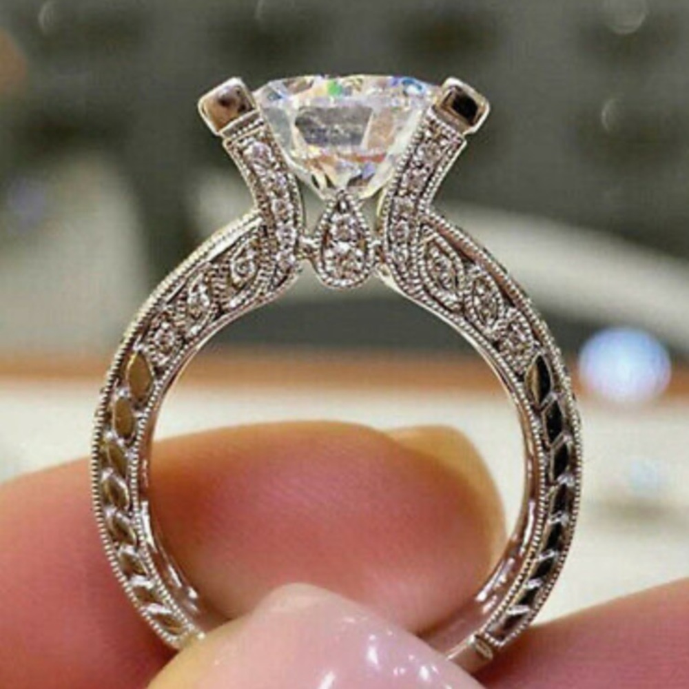 NEW GORGEOUS 925 sterling silver ring